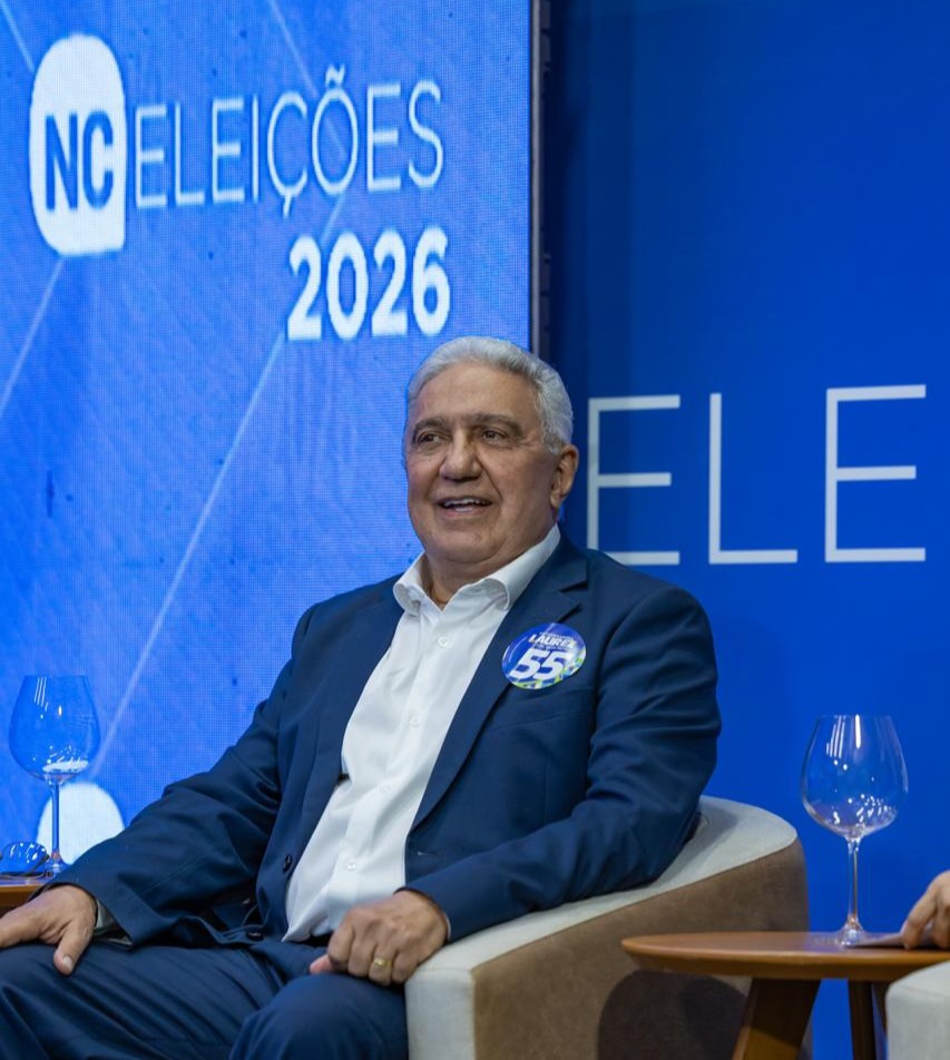 Laurez defende gestão técnica e planejamento para melhorar serviços públicos em debate Laurez defende gestão técnica e planejamento para melhorar serviços públicos em debate