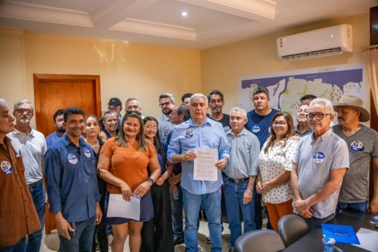 Laurez firma compromisso pela conclusão da BR-010 e por mais de 2 mil km de pavimentação no Tocantins