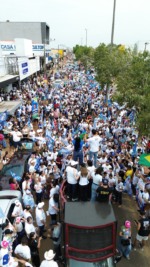 Caminhada de Janad Valcari movimenta Taquaralto e mostra sua for&ccedil;a pol&iacute;tica na disputa por vaga de federal&nbsp;