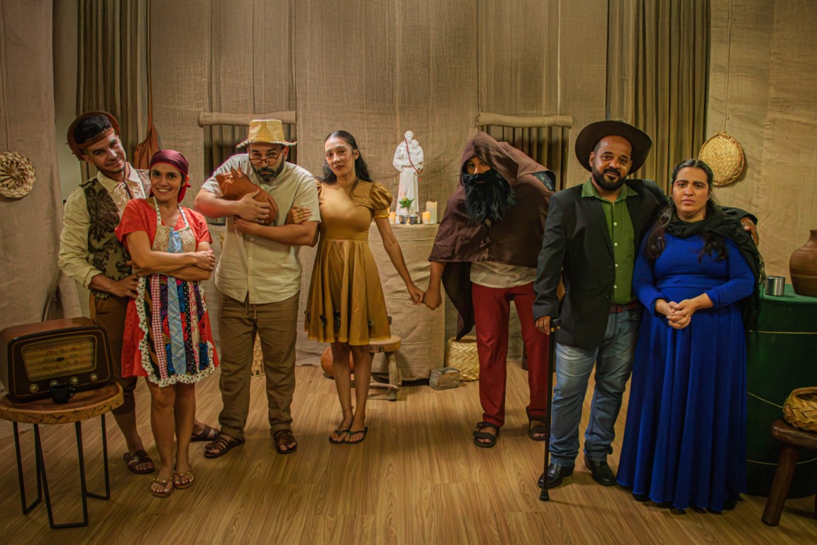Clássico de Ariano Suassuna, ‘O Santo e a Porca’ ganha apresentações gratuitas em Palmas Clássico de Ariano Suassuna, ‘O Santo e a Porca’ ganha apresentações gratuitas em Palmas