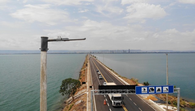 Nova estrutura contará com placas fotovoltaicas instaladas nos postes e baterias integradas à própria estrutura - Foto:  Adilvan Nogueira/Governo do Tocantins