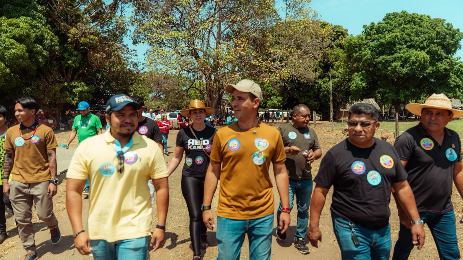Na Ilha do Bananal, Vicentinho firma compromissos e promete construir políticas públicas com os povos indígenas