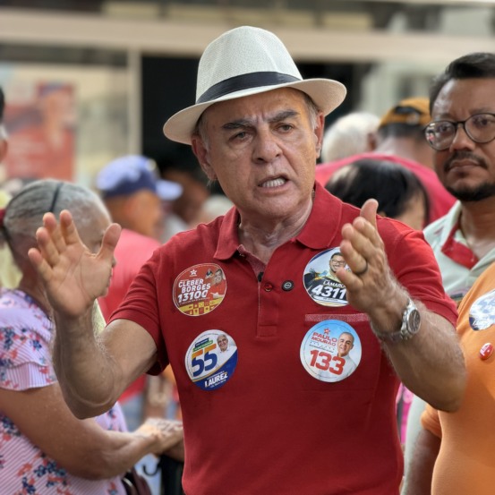 Ao lado de Laurez, Mourão intensifica campanha pelo Bico e cobra solução para aposentados de Tocantinópolis
