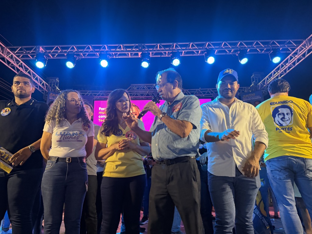 Eli compõe palanque de Dorinha em Gurupi com Wanderlei, Gomes e Gaguim, lança “cuidadômetro” e comenta “rumores” Eli compõe palanque de Dorinha em Gurupi com Wanderlei, Gomes e Gaguim, lança “cuidadômetro” e comenta “rumores”