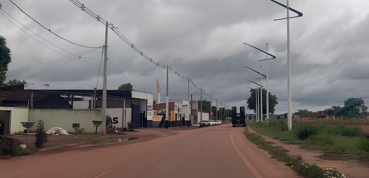 Avenida do Setor Alvoradinha, em Alvorada Avenida do Setor Alvoradinha, em Alvorada