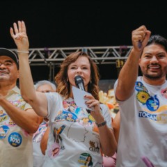 Em com&iacute;cio com Eduardo e Wanderlei, Dorinha&nbsp;&nbsp;diz que est&aacute; na frente em todas as regi&otilde;es: &ldquo;Aqui tem compromisso com a verdade e com o tocantinense&rdquo;&nbsp;