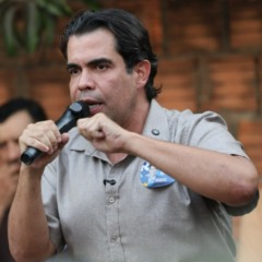 Ricardo Ayres