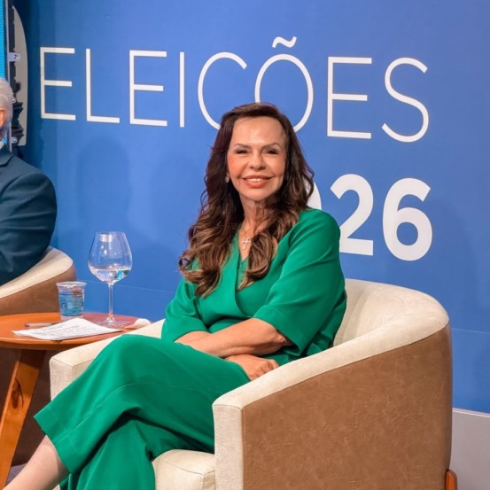 Dorinha mostra preparo em debate, mantém tom propositivo e se compromete a reorganizar rede de saúde