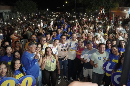 “O Lucas é tão daqui quanto qualquer outro”, diz Eduardo Siqueira em reunião de apoio a Lucas Campelo em Palmas
