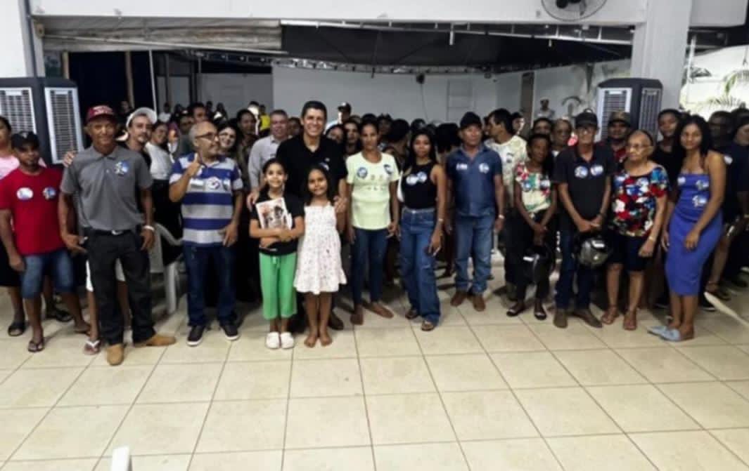 Lideranças de Gurupi deixam grupo de Gutierres e anunciam apoio a Valdemar Júnior Lideranças de Gurupi deixam grupo de Gutierres e anunciam apoio a Valdemar Júnior