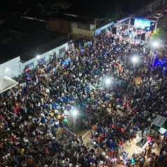 Em plena segunda-feira, Vanda Monteiro re&uacute;ne mais de 10 mil pessoas em encerramento de campanha