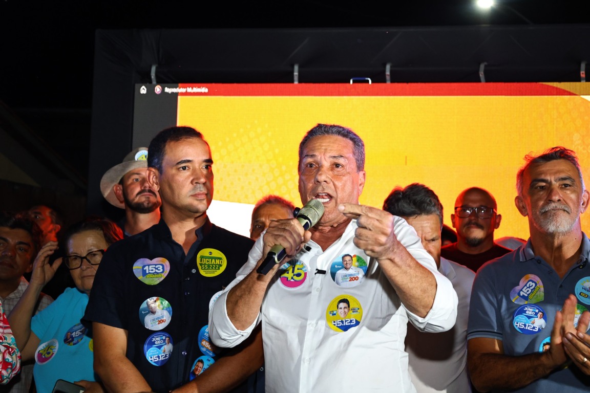 Luxemburgo apresenta propostas para esporte, educação e criação da Casa do Diabético Luxemburgo apresenta propostas para esporte, educação e criação da Casa do Diabético