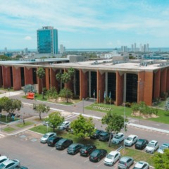 Tribunal de Justi&ccedil;a convoca candidatos negros para heteroidentifica&ccedil;&atilde;o do ENAM e ENAC; confira prazos