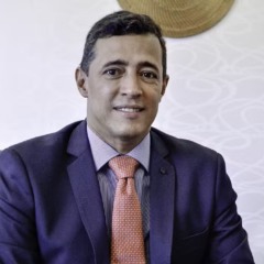 Ex-secret&aacute;rio &eacute; transferido para hospital particular em Bras&iacute;lia ap&oacute;s dias internado