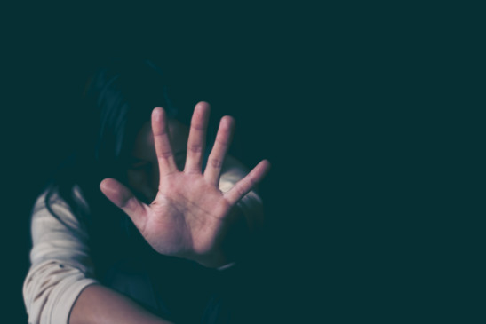 Vicaricídio: entenda crime que usa morte de filhos ou familiares para causar sofrimento à mulher