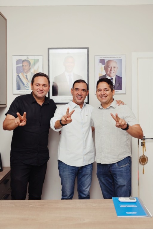 Também do Podemos, Júnior Diamantino, que teve 12 mil votos para estadual, vai para o palanque de Vicentinho Júnior