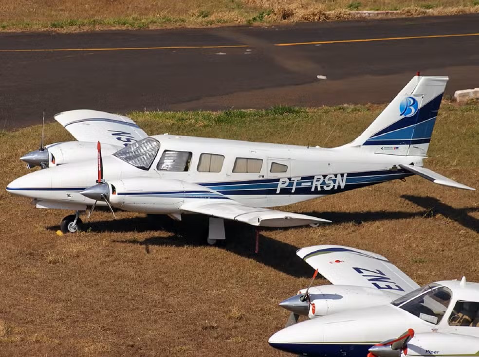 Aeronave EMB 810D SENECA III com prefixo PT-RSN — Foto: Reprodução/Jetphotos/Isa Albergaria Spilimbergo Aeronave EMB 810D SENECA III com prefixo PT-RSN — Foto: Reprodução/Jetphotos/Isa Albergaria Spilimbergo