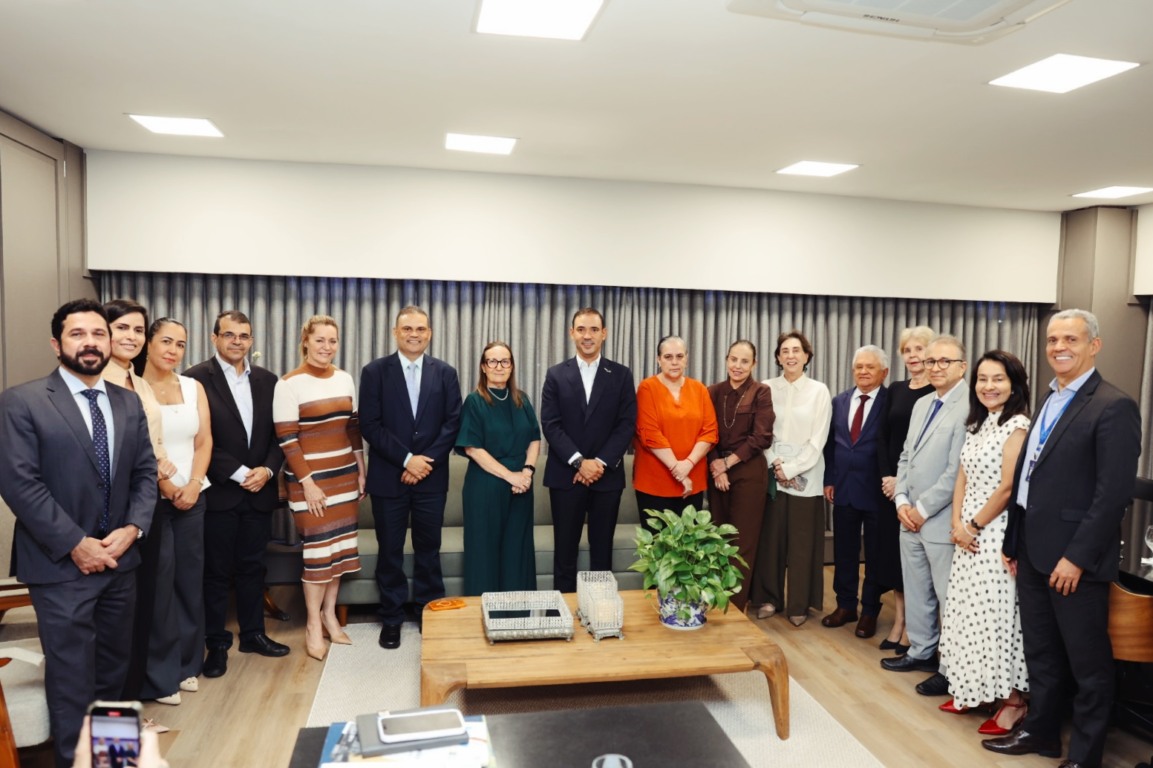 Governador eleito inicia agenda institucional pelo TJ e defende instituições fortes e respeitadas Governador eleito inicia agenda institucional pelo TJ e defende instituições fortes e respeitadas