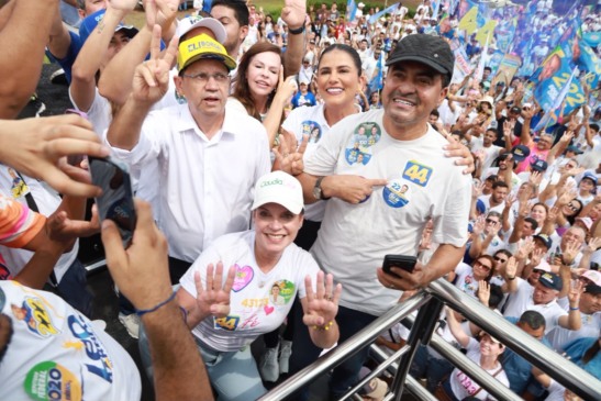 Na reta final, Claudia Lelis participa de caminhada em Palmas e afirma: “Foram dias de muito trabalho, fé e gratidão”
