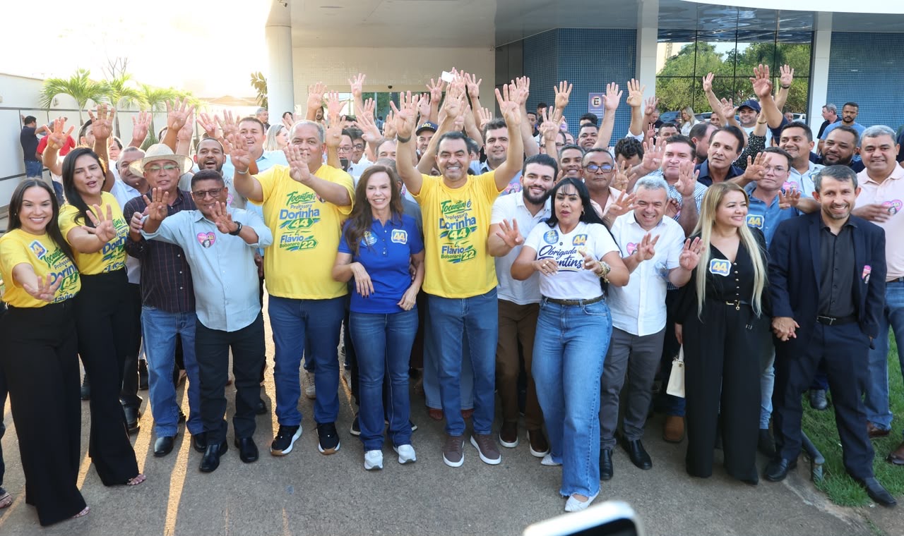 Eduardo Gomes e Dorinha reúnem prefeitos e aliados para agradecer desempenho no primeiro turno e alinhar estratégias para o segundo Eduardo Gomes e Dorinha reúnem prefeitos e aliados para agradecer desempenho no primeiro turno e alinhar estratégias para o segundo