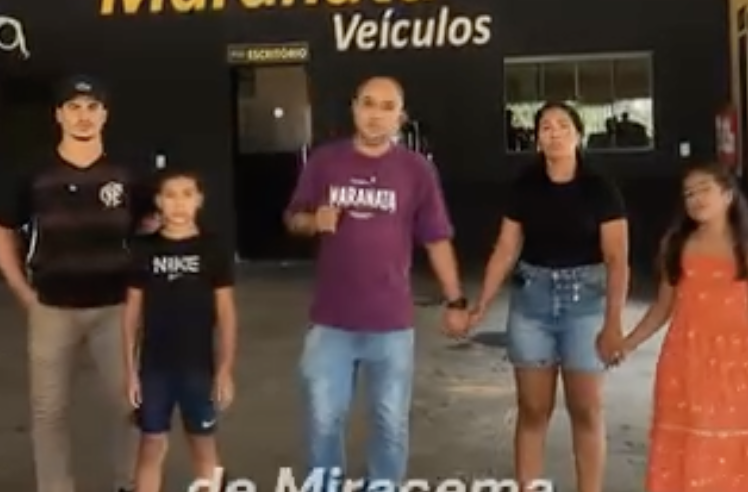 Empresário anuncia fechamento de loja de veículos após vitória de Lula Empresário anuncia fechamento de loja de veículos após vitória de Lula
