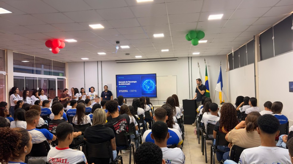 Alunos do SENAI apresentam projetos de robótica, jogos digitais e inteligência artificial durante o Conecta TI em Palmas Alunos do SENAI apresentam projetos de robótica, jogos digitais e inteligência artificial durante o Conecta TI em Palmas