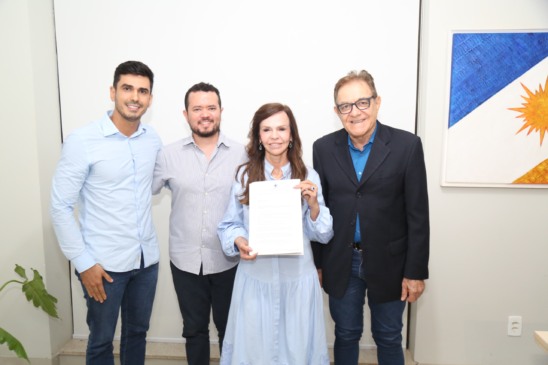 Em reunião com Conselho de Farmácia, Dorinha discute propostas para melhorar atendimento na rede pública