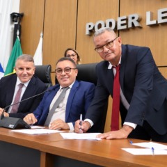 Nonat&atilde;o da 4 toma posse como vereador titular na C&acirc;mara de Palmas