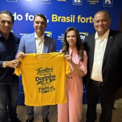 Em v&iacute;deo, Fl&aacute;vio Bolsonaro convoca apoiadores &agrave;s ruas e pede votos para Professora Dorinha no Tocantins