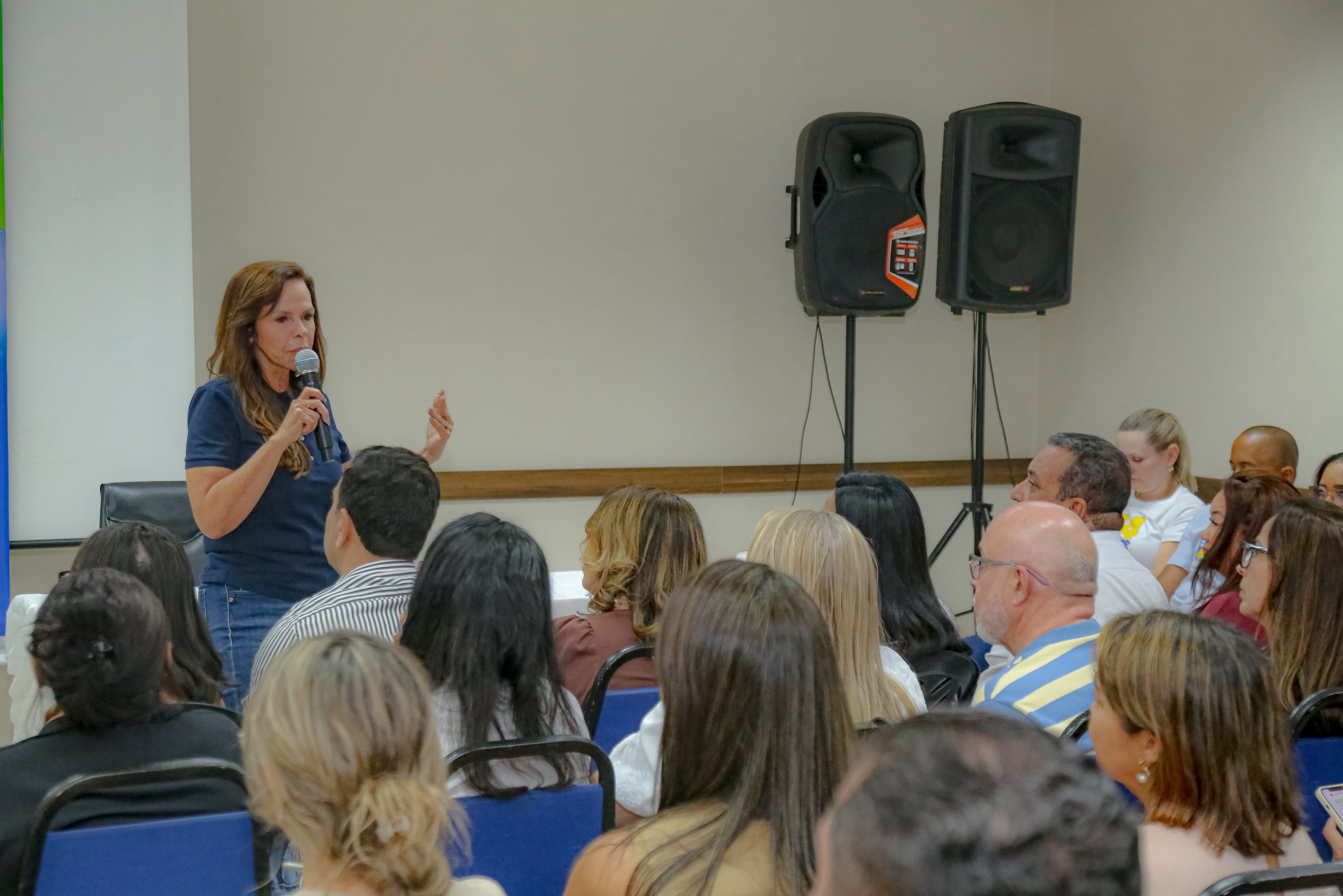 Professora Dorinha se compromete a colocar o Tocantins com o maior salário na educação do país