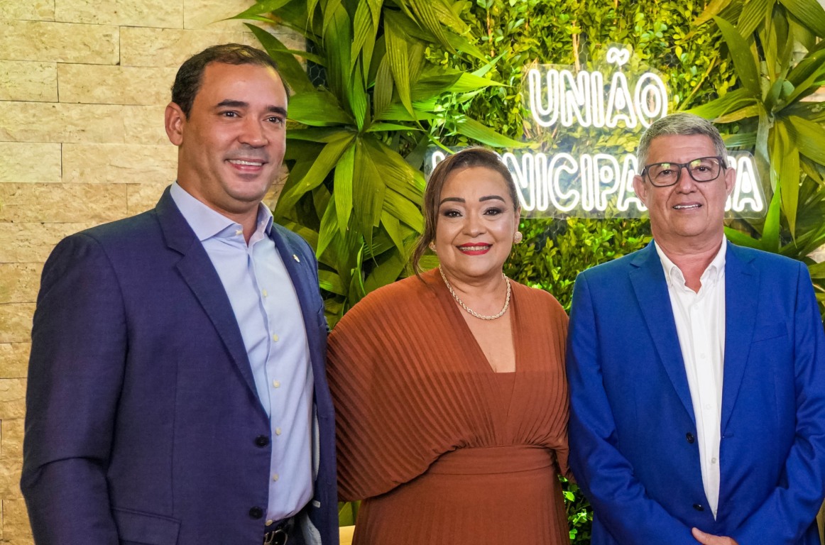 Presidente da ATM parabeniza Vicentinho pela vitória e defende que gestão seja marcada por diálogo e fortalecimento dos municípios Presidente da ATM parabeniza Vicentinho pela vitória e defende que gestão seja marcada por diálogo e fortalecimento dos municípios