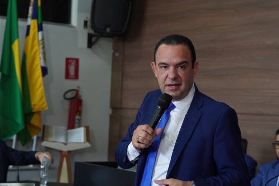 G7 derrota o Executivo, reelege Junior Trindade e acende alerta para a disputa de 2028 em Dianópolis