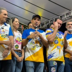 No &uacute;ltimo com&iacute;cio, Vicentinho pede &lsquo;voto &uacute;til&rsquo; a eleitores de Laurez e outros advers&aacute;rios e diz querer ser o governador de todos