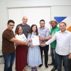 Dorinha recebe Liga Sindical para discutir indeniza&ccedil;&otilde;es e revis&atilde;o de di&aacute;rias dos servidores