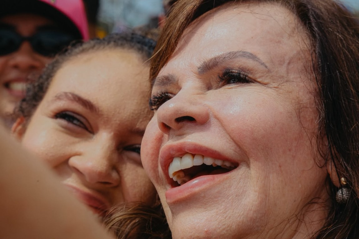 Dorinha aposta no contato direto com eleitores e nas visitas aos municípios para vencer o segundo turno Dorinha aposta no contato direto com eleitores e nas visitas aos municípios para vencer o segundo turno