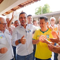 Ex-prefeito Dimas e filho deputado Tiago Dimas aderem a Vicentinho no 2&ordm; turno: &ldquo;Nada contra ningu&eacute;m&hellip; &eacute; por um projeto de desenvolvimento para o Estado&rdquo;