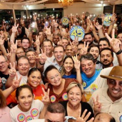 Vicentinho re&uacute;ne vereadores e lideran&ccedil;as pol&iacute;ticas em encontro no Aureny 3
