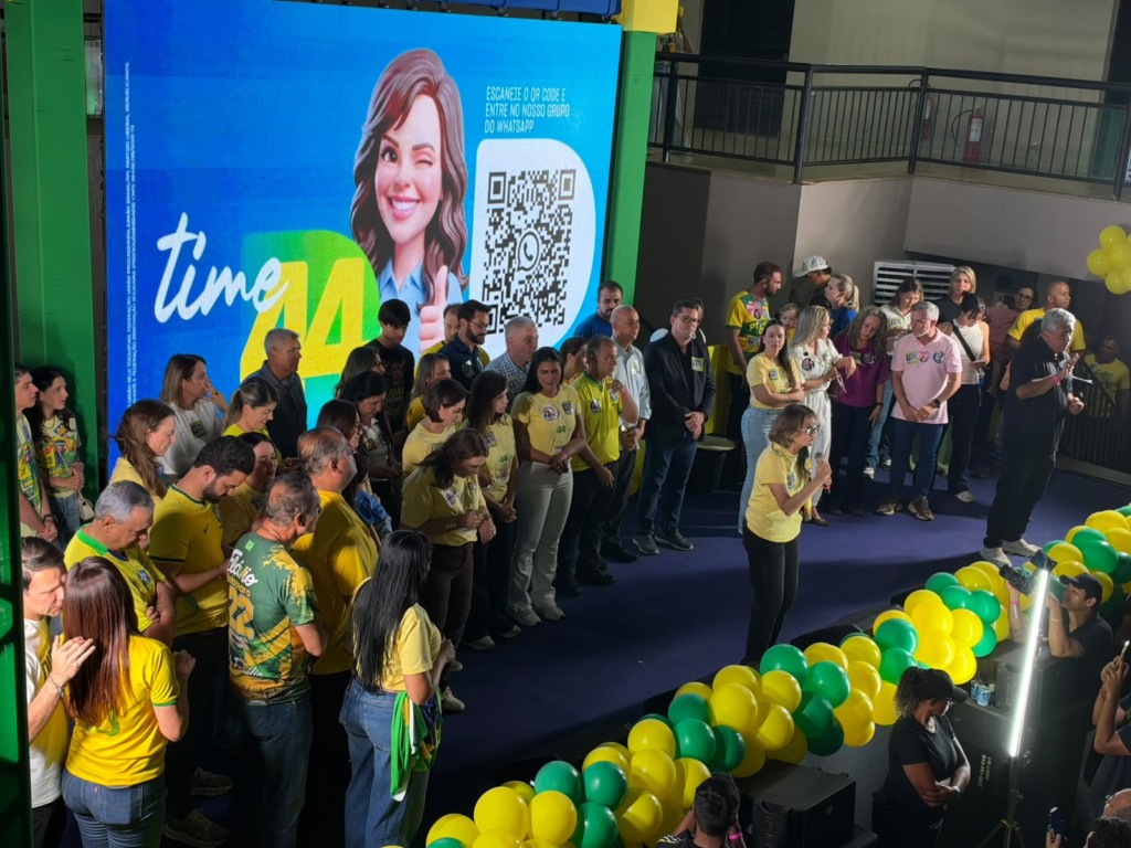 Ato “Todas por Elas” lota Cristal Hall: Bia Kicis defende Dorinha e Damares chega a disparar: “ela é o terror da esquerda” Ato “Todas por Elas” lota Cristal Hall: Bia Kicis defende Dorinha e Damares chega a disparar: “ela é o terror da esquerda”