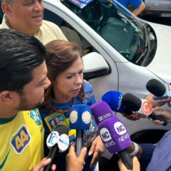 Dorinha vota acompanhada de prefeito e Gomes, destaca participa&ccedil;&atilde;o das mulheres na pol&iacute;tica e pede que eleitores compare&ccedil;am &agrave;s urnas