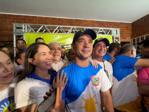 Vicentinho celebra vitória, agradece aliados, promete governo de paz e avalia: “maior levante popular da história do Tocantins”
