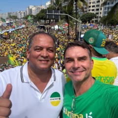 Cotado como ministeri&aacute;vel pela imprensa nacional, Eduardo Gomes afirma que n&atilde;o houve convite e diz estar focado 24h nas campanhas de Fl&aacute;vio Bolsonaro e Dorinha